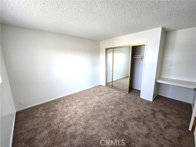 4015 W 137th Street, Hawthorne CA: https://media.crmls.org/medias/0d80c946-e5c3-4df5-93b4-43760873653b.jpg