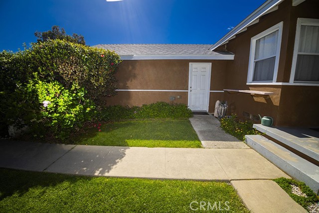 Detail Gallery Image 7 of 46 For 71 W Dameron, Long Beach,  CA 90805 - 3 Beds | 2 Baths