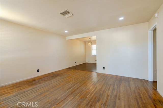 Detail Gallery Image 12 of 27 For 38725 Jacklin, Palmdale,  CA 93550 - 3 Beds | 2 Baths