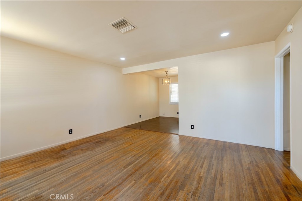 MLS #SR25252726 image #11