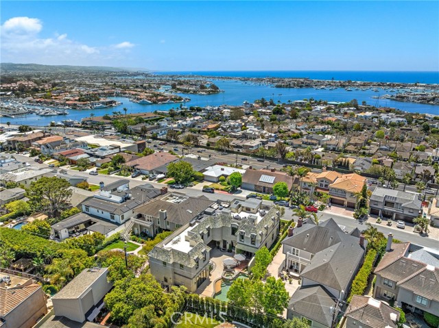 Detail Gallery Image 72 of 75 For 530 Kings Rd, Newport Beach,  CA 92663 - 5 Beds | 4/3 Baths