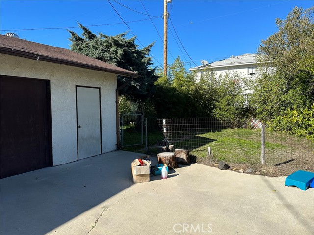 11203 Califa Street, North Hollywood CA: https://media.crmls.org/medias/0d8206dd-3b7a-45cf-a1c5-8c0ad38ad576.jpg