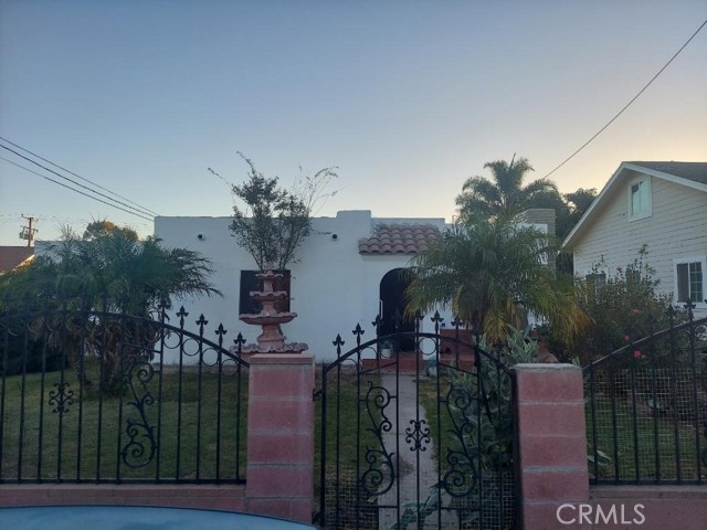 338 ACACIA RD photo 1