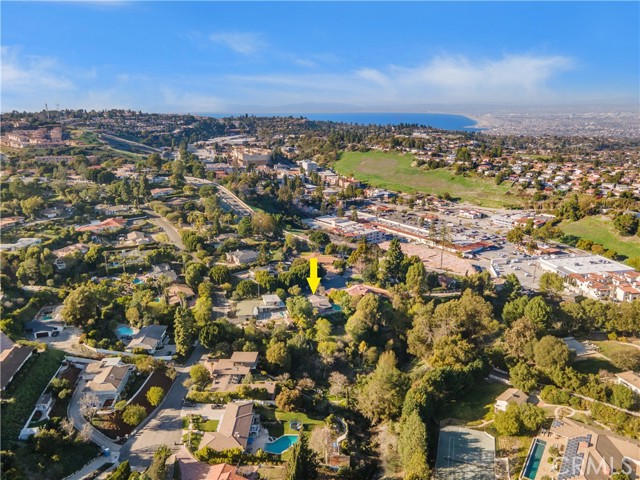 28518 Robinview Lane, Rancho Palos Verdes, California 90275, 3 Bedrooms Bedrooms, ,2 BathroomsBathrooms,Residential,Sold,Robinview Lane,OC22014651