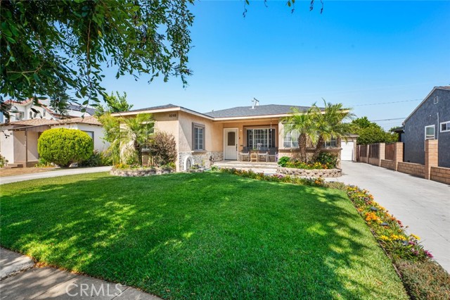 3240 Fashion Avenue, Long Beach, California 90810, 3 Bedrooms Bedrooms, ,3 BathroomsBathrooms,Single Family Residence,For Sale,Fashion,RS24052263