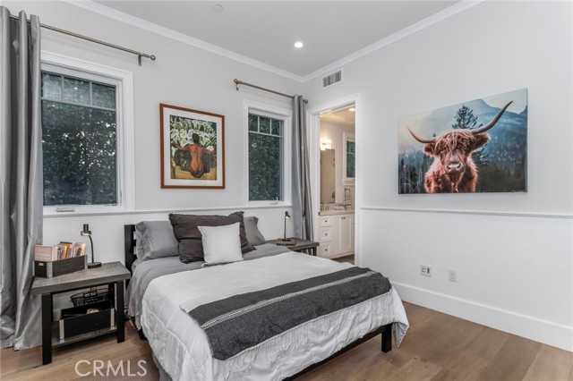 Image 42 of 60 For 14234 Greenleaf Street