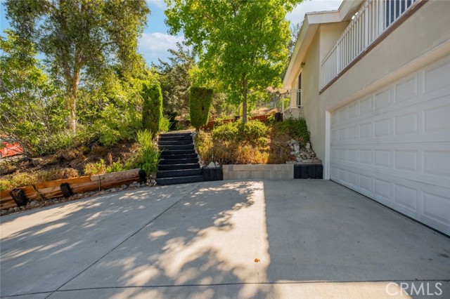 9530 Wheatland Avenue, Shadow Hills CA: https://media.crmls.org/medias/0d844c21-ba4b-4189-872e-bb0bb7aac398.jpg