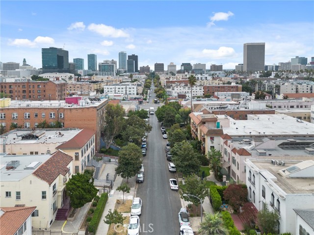 Detail Gallery Image 33 of 39 For 211 S Berendo St #3,  Los Angeles,  CA 90004 - 1 Beds | 1 Baths