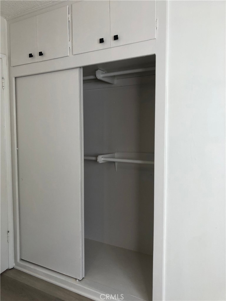 0d849622 1fd2 4b67 B19c 8bf8f1a3ca43