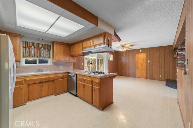Detail Gallery Image 8 of 27 For 9066 E Fairview Ave, San Gabriel,  CA 91775 - 3 Beds | 2 Baths