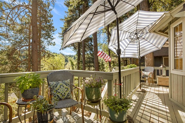 Detail Gallery Image 18 of 20 For 682 E Victoria Ct, Lake Arrowhead,  CA 92352 - 3 Beds | 2/1 Baths