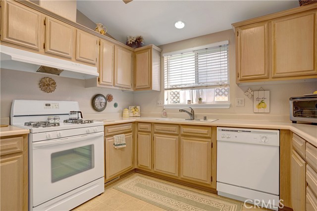 27250 Murrieta Road, Menifee CA: https://media.crmls.org/medias/0d8765d0-47ce-4160-8fad-836267a0847c.jpg