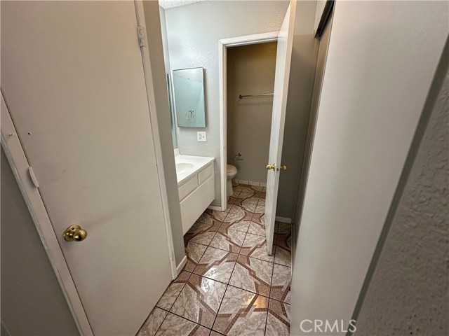 Detail Gallery Image 13 of 20 For 349 N Eucalyptus Ave, Rialto,  CA 92376 - 4 Beds | 2/1 Baths