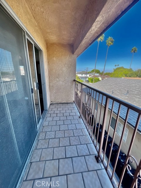 1233 /1235 W 24th, San Pedro CA: https://media.crmls.org/medias/0d88699b-abe7-42eb-ad7e-874d3ac74712.jpg