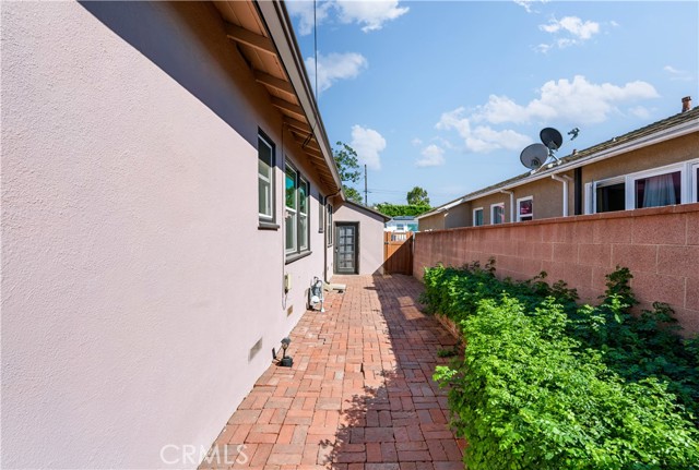 11619 Tarron Avenue photo 30