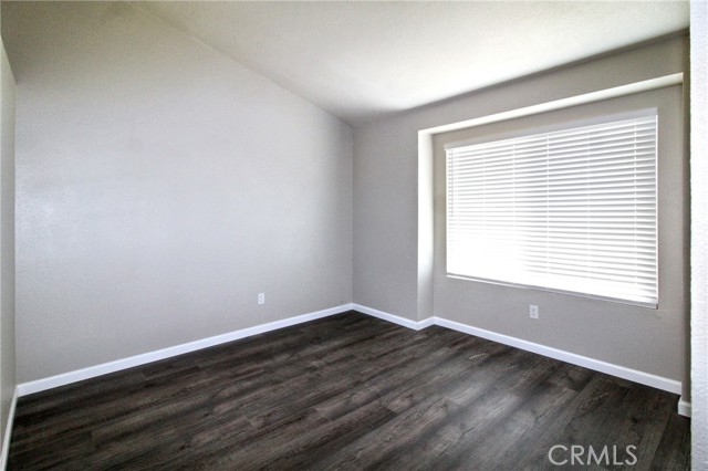 13083 Raenette Way, Moreno Valley CA: https://media.crmls.org/medias/0d8a0dc2-955f-4126-9b39-e28fc21a39ec.jpg
