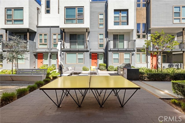 Detail Gallery Image 51 of 67 For 162 Placemark, Irvine,  CA 92614 - 3 Beds | 3/1 Baths