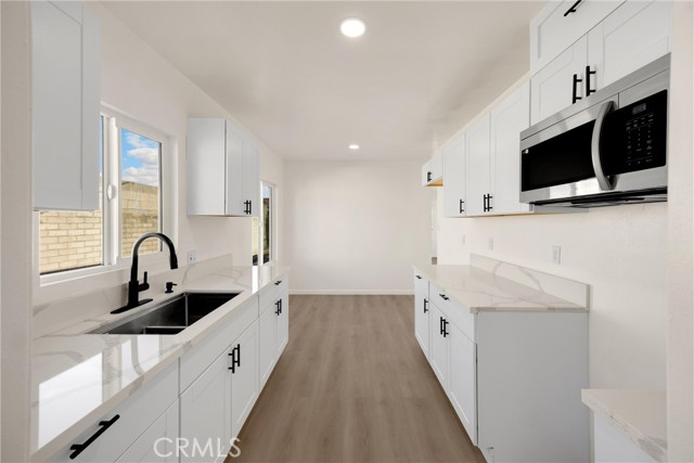 Detail Gallery Image 7 of 33 For 1287 W 8th, San Bernardino,  CA 92411 - 4 Beds | 1 Baths