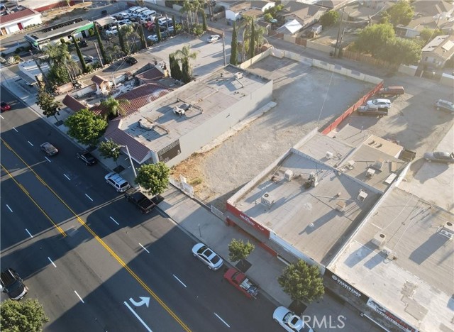 8830 Sierra Avenue, Fontana CA: https://media.crmls.org/medias/0d8d6897-be60-4c33-959e-ce1f47822ad1.jpg