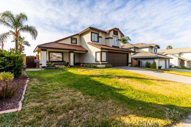 Detail Gallery Image 3 of 52 For 34259 via Buena Dr, Yucaipa,  CA 92399 - 3 Beds | 2/1 Baths