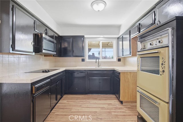 Detail Gallery Image 22 of 45 For 409 Borman Ave, Bakersfield,  CA 93308 - 3 Beds | 2 Baths