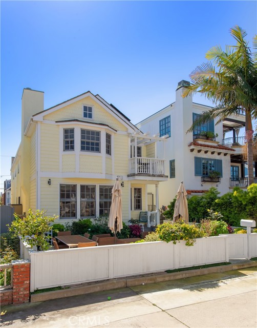 Detail Gallery Image 33 of 33 For 336 10th St, Manhattan Beach,  CA 90266 - 5 Beds | 4 Baths