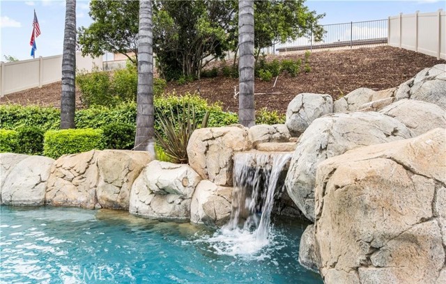 Detail Gallery Image 36 of 39 For 664 Rembrandt, Corona,  CA 92882 - 4 Beds | 3 Baths