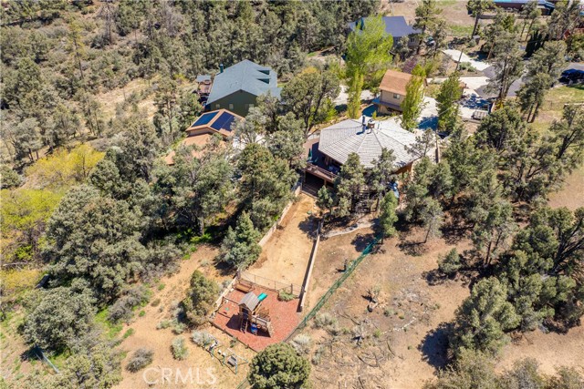 Detail Gallery Image 37 of 57 For 1132 Hut Ct, Frazier Park,  CA 93225 - 3 Beds | 3 Baths