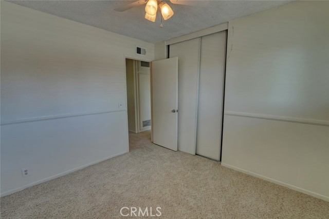 17077 Los Modelos Street, Fountain Valley CA: https://media.crmls.org/medias/0d90ef78-edcb-4eea-a1e6-5b8935a91ffc.jpg