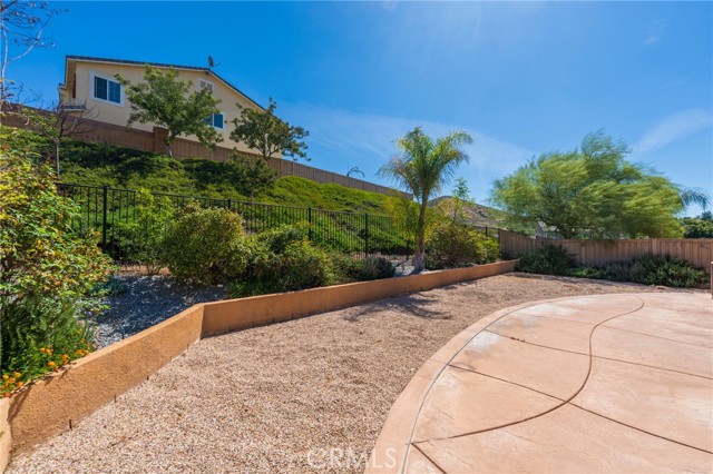 Detail Gallery Image 27 of 40 For 34278 Torrey Pines Court, Lake Elsinore,  CA 92532 - 3 Beds | 2 Baths