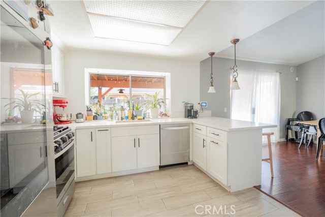 5038 Adobe, Palmdale CA: https://media.crmls.org/medias/0d924487-dd3e-45e5-bd94-00c40a94fde4.jpg