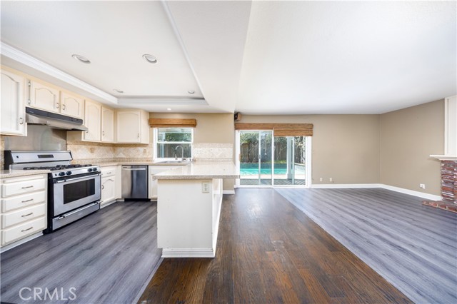 29 Farragut, Irvine CA: https://media.crmls.org/medias/0d929881-212c-4421-b869-6d9907c22861.jpg