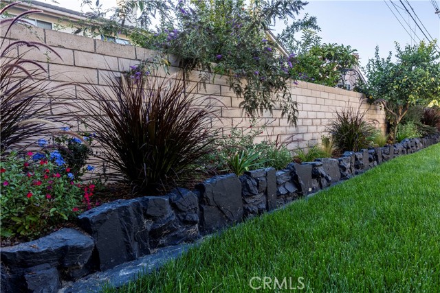 Detail Gallery Image 49 of 55 For 15271 Yorkshire Ln, Huntington Beach,  CA 92647 - 3 Beds | 2 Baths