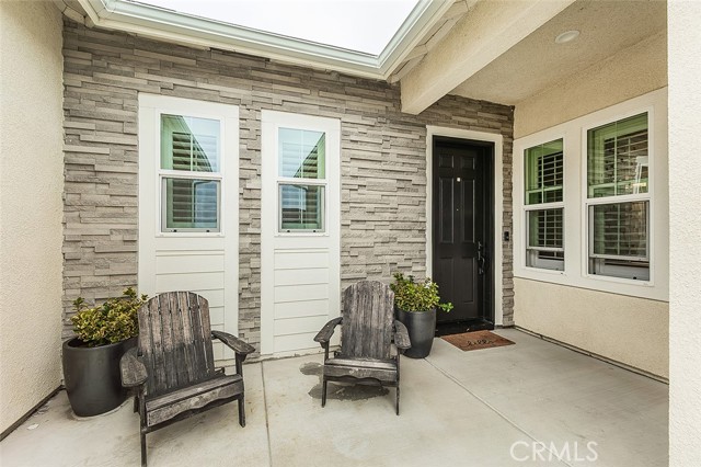 Detail Gallery Image 4 of 75 For 948 Beaver Pond, Madera,  CA 93636 - 4 Beds | 3/1 Baths