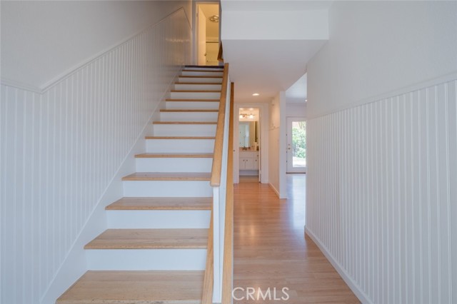 Detail Gallery Image 6 of 33 For 1046 Royal Oaks Dr #B,  Monrovia,  CA 91016 - 3 Beds | 2/1 Baths