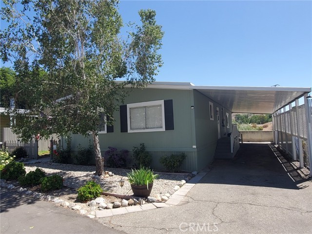 16274 Vasquez Canyon Road, Canyon Country CA: https://media.crmls.org/medias/0d95f0d1-b771-4f67-9447-db4f41c573d3.jpg
