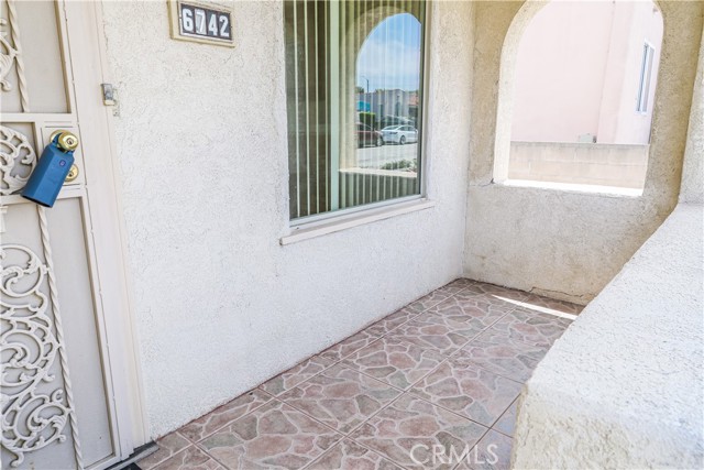 Detail Gallery Image 9 of 23 For 6742 4th Ave, Los Angeles,  CA 90043 - 3 Beds | 1 Baths