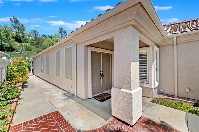 23810 Via Barletta, Murrieta CA: https://media.crmls.org/medias/0d96dd7f-b80b-4d00-9cb4-6968a670f2df.jpg