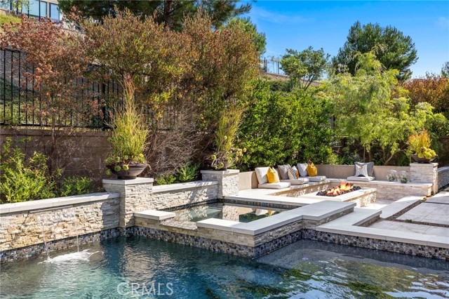 Detail Gallery Image 32 of 73 For 108 Heather Mist, Irvine,  CA 92618 - 5 Beds | 5/1 Baths