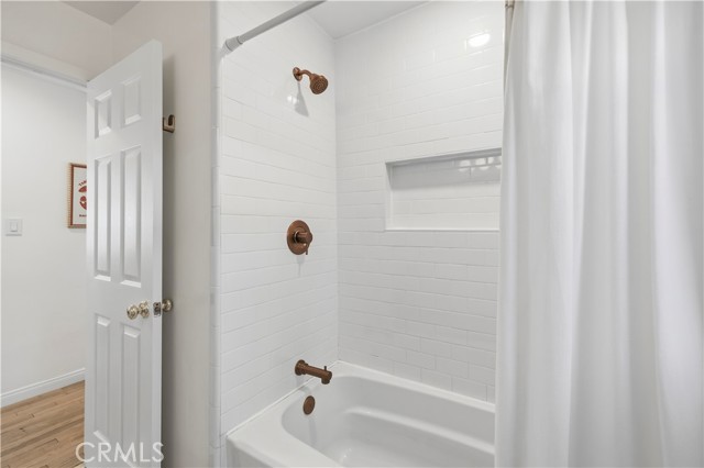 22227 Avenue San Luis photo 23