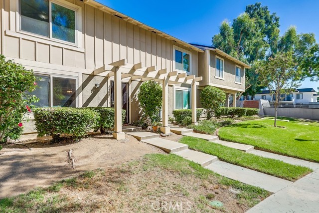 3888 Chelsea Drive, La Verne CA: https://media.crmls.org/medias/0d97b466-84ca-40c5-b444-b81d69e88243.jpg