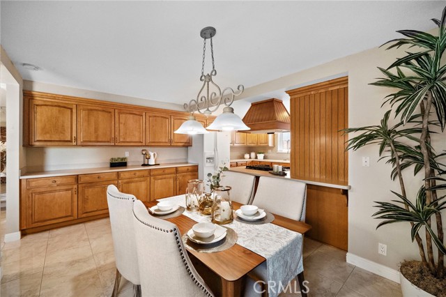 18452 Tamarind Street, Fountain Valley CA: https://media.crmls.org/medias/0d98260a-821c-4bac-9729-961d6cd2ce10.jpg
