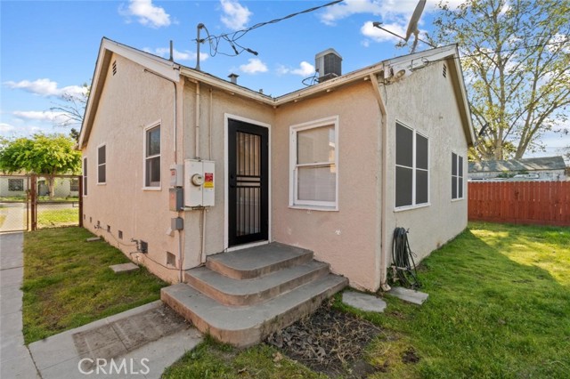 Detail Gallery Image 23 of 28 For 4763 E Washington Ave, Fresno,  CA 93702 - 3 Beds | 1 Baths