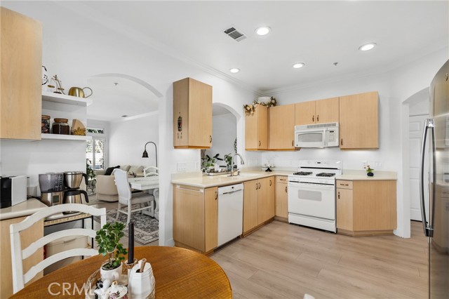 Detail Gallery Image 12 of 45 For 21675 Paseo Casiano, Mission Viejo,  CA 92692 - 2 Beds | 2 Baths