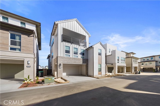 120 Pin Lane, Lake Forest CA: https://media.crmls.org/medias/0d9a25be-d394-4833-ad4c-8dbf9648e700.jpg