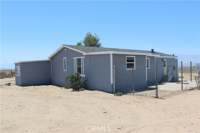 Detail Gallery Image 13 of 18 For 15030 Fairlane Rd, Lucerne Valley,  CA 92356 - 3 Beds | 2 Baths