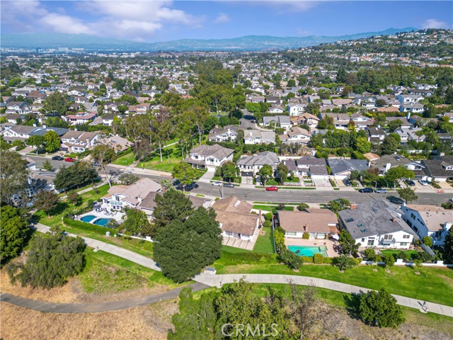 Detail Gallery Image 8 of 12 For 1808 Newport Hills Dr, Newport Beach,  CA 92660 - 3 Beds | 2 Baths