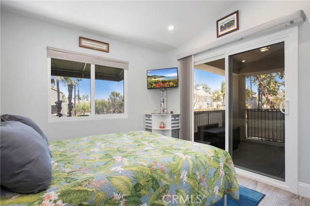 37 Fleurance Street, Laguna Niguel CA: https://media.crmls.org/medias/0d9b73a4-b194-492b-a7ec-333049f7d36c.jpg