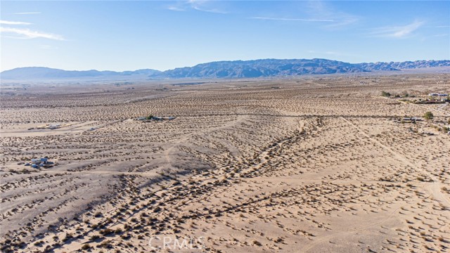 Detail Gallery Image 17 of 29 For 71531 Pioneer Trl, Twentynine Palms,  CA 92277 - – Beds | – Baths