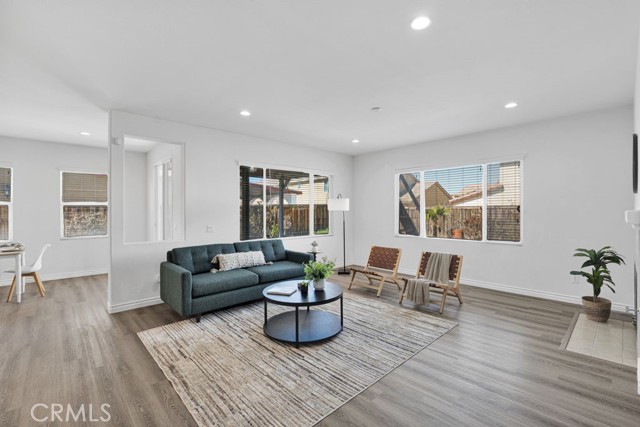 Detail Gallery Image 14 of 53 For 12636 Agave Bay, Victorville,  CA 92392 - 5 Beds | 3 Baths